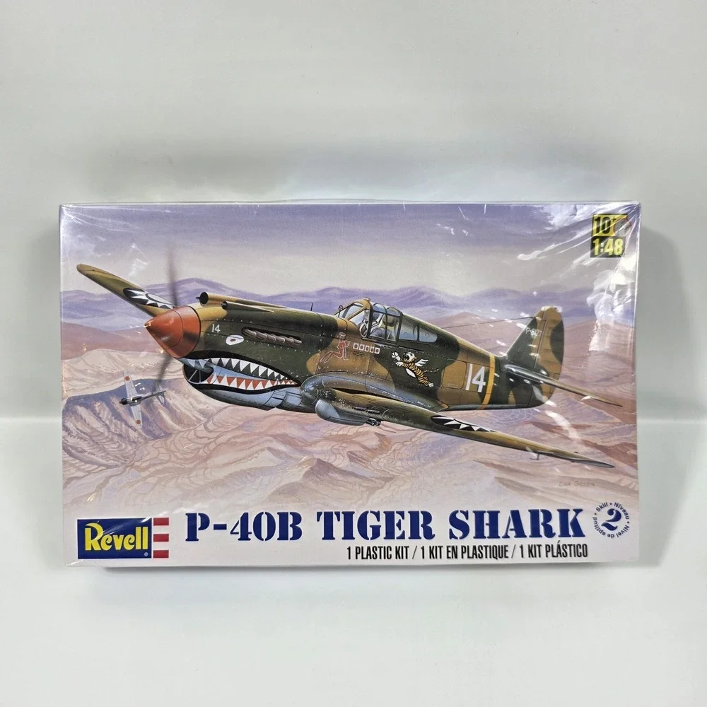 Revell Monogram 1/48 Scale Tiger Shark P-40B Model Kit Sealed * Box Issues